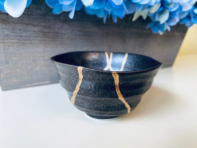 Kintsugi Bowl, Home Decor, Personalized Gifts, Gifts for Her, Wedding Gifts, Home Gifts, Kintsugi Repaired Black or White Stoneware Sake Cup