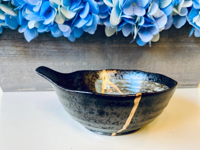 Kintsugi Dish, Kintsugi Bowl, Home Gifts, Gifts for Her, Home Decor, Anniversary Gift, Wedding Gifts, Kintsugi Repaired Black Stoneware Bowl