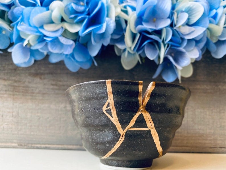 Kintsugi Bowl, Home Decor, Personalized Gifts, Gifts for Her, Wedding Gifts, Home Gifts, Kintsugi Repaired Black or White Stoneware Sake Cup