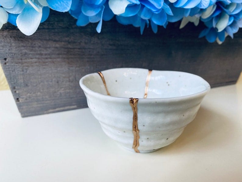 Kintsugi Bowl, Home Decor, Personalized Gifts, Gifts for Her, Wedding Gifts, Home Gifts, Kintsugi Repaired Black or White Stoneware Sake Cup