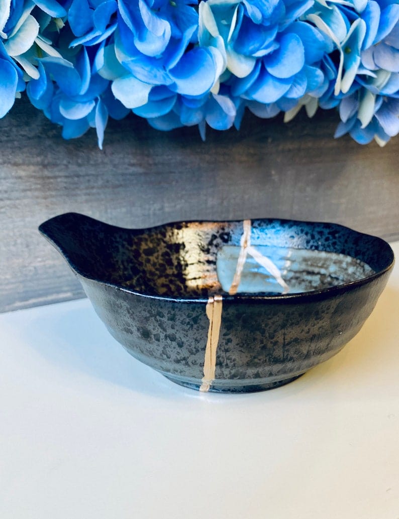 Kintsugi Dish, Kintsugi Bowl, Home Gifts, Gifts for Her, Home Decor, Anniversary Gift, Wedding Gifts, Kintsugi Repaired Black Stoneware Bowl