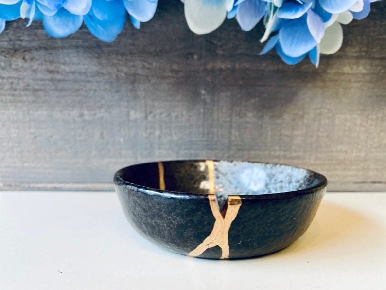 Kintsugi Repaired Black Stoneware Dish