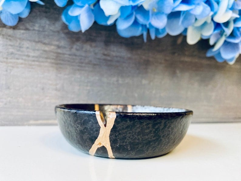 Kintsugi Repaired Black Stoneware Dish