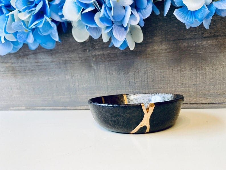 Kintsugi Repaired Black Stoneware Dish