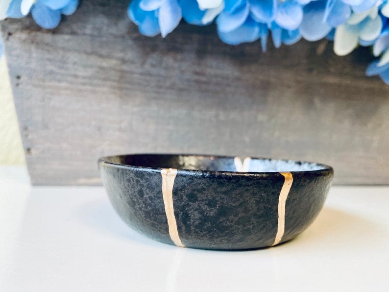 Kintsugi Repaired Black Stoneware Dish