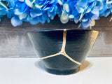 Kintsugi Dish, Kintsugi Bowls, Personalized Gifts, Gifts for Her, Home Decor, Minimalist Style, Kintsugi Repaired Black Stoneware Bowl