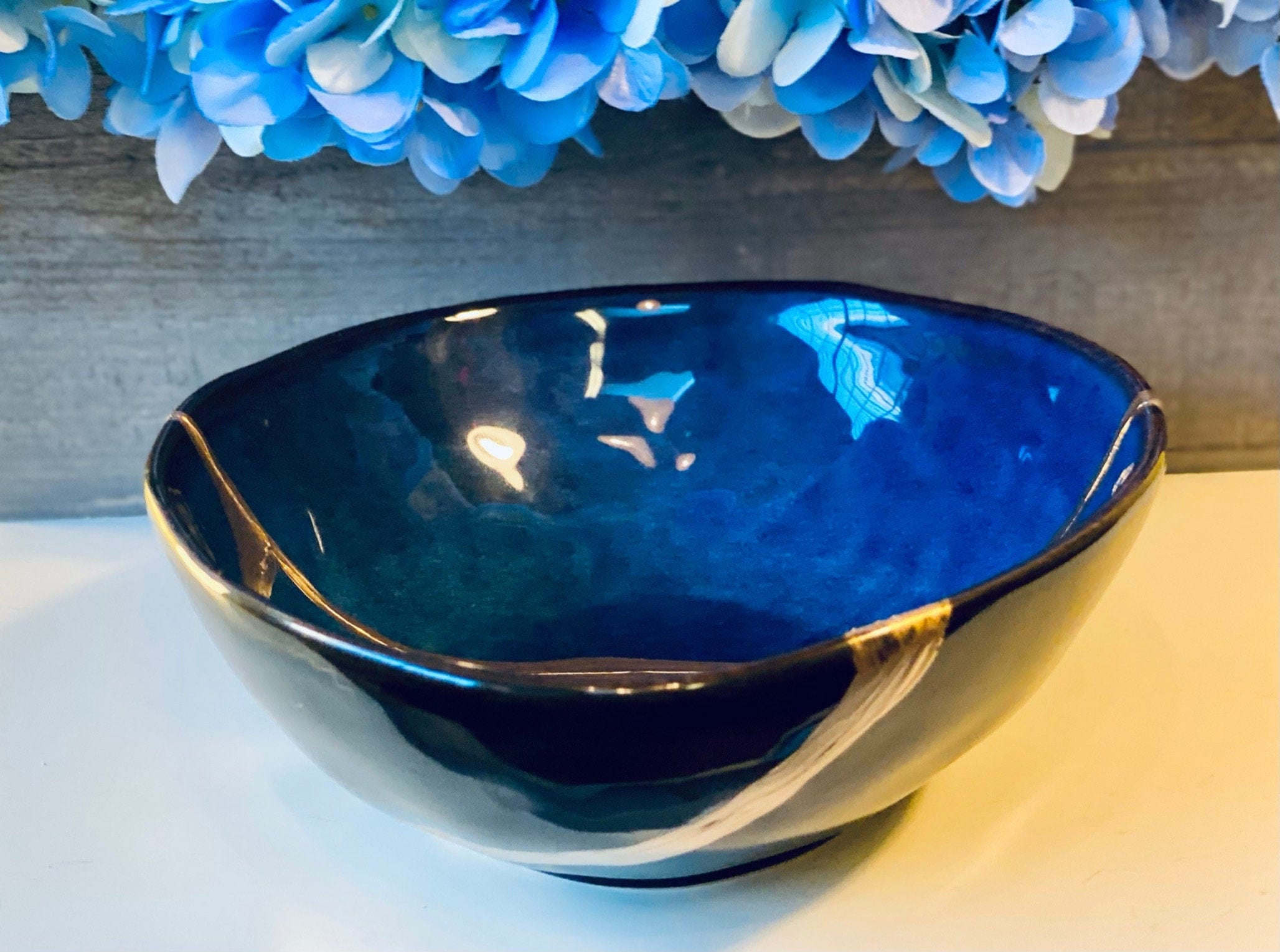 Kintsugi Repaired Reactive Glaze Cat-Eye Blue Egg Bowl Gold Inlaid