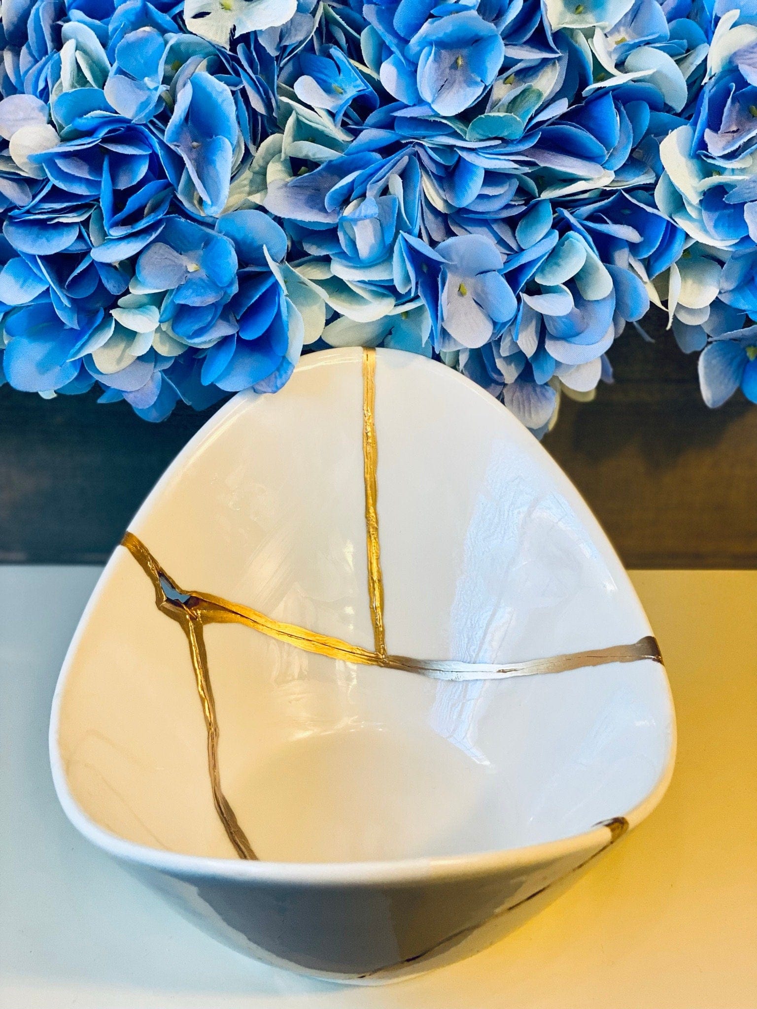Kintsugi Repaired White Porcelain Curved Bowl