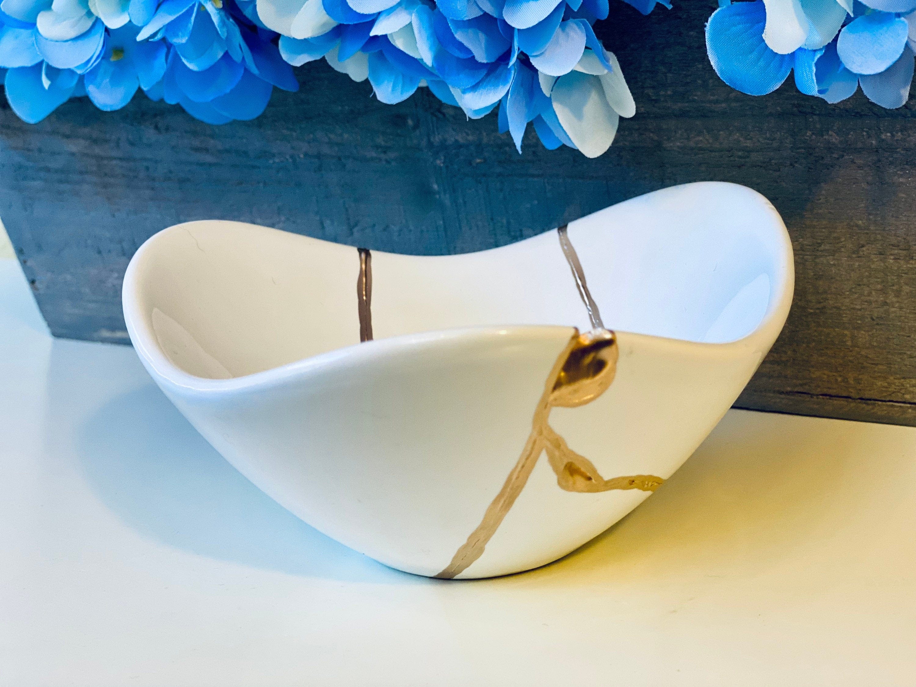Kintsugi Repaired Medium Porcelain White Curved Bowl