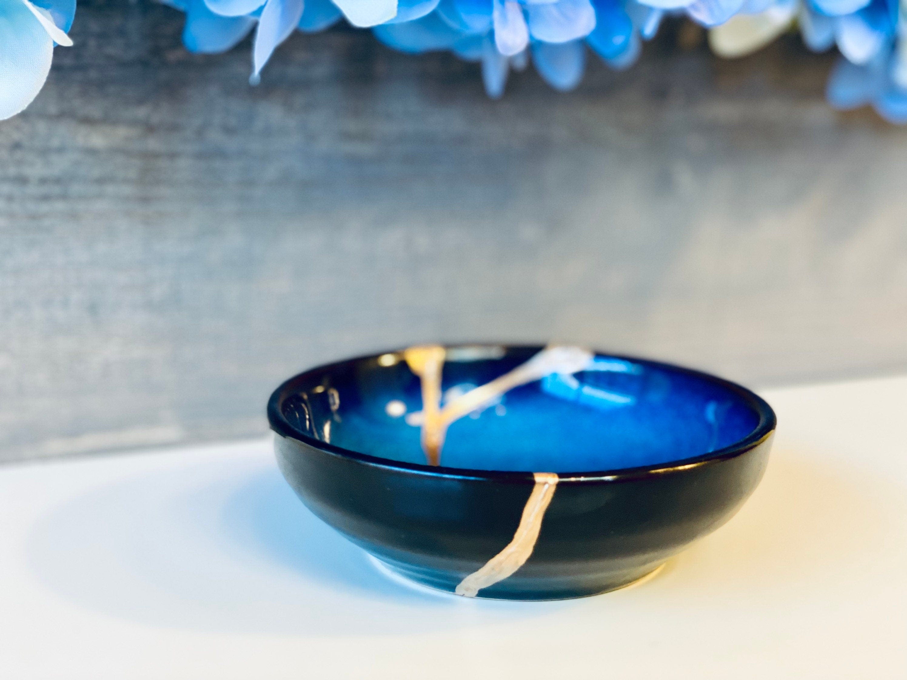 Kintsugi Repaired Small Cat Eye Blue Ring Bowl