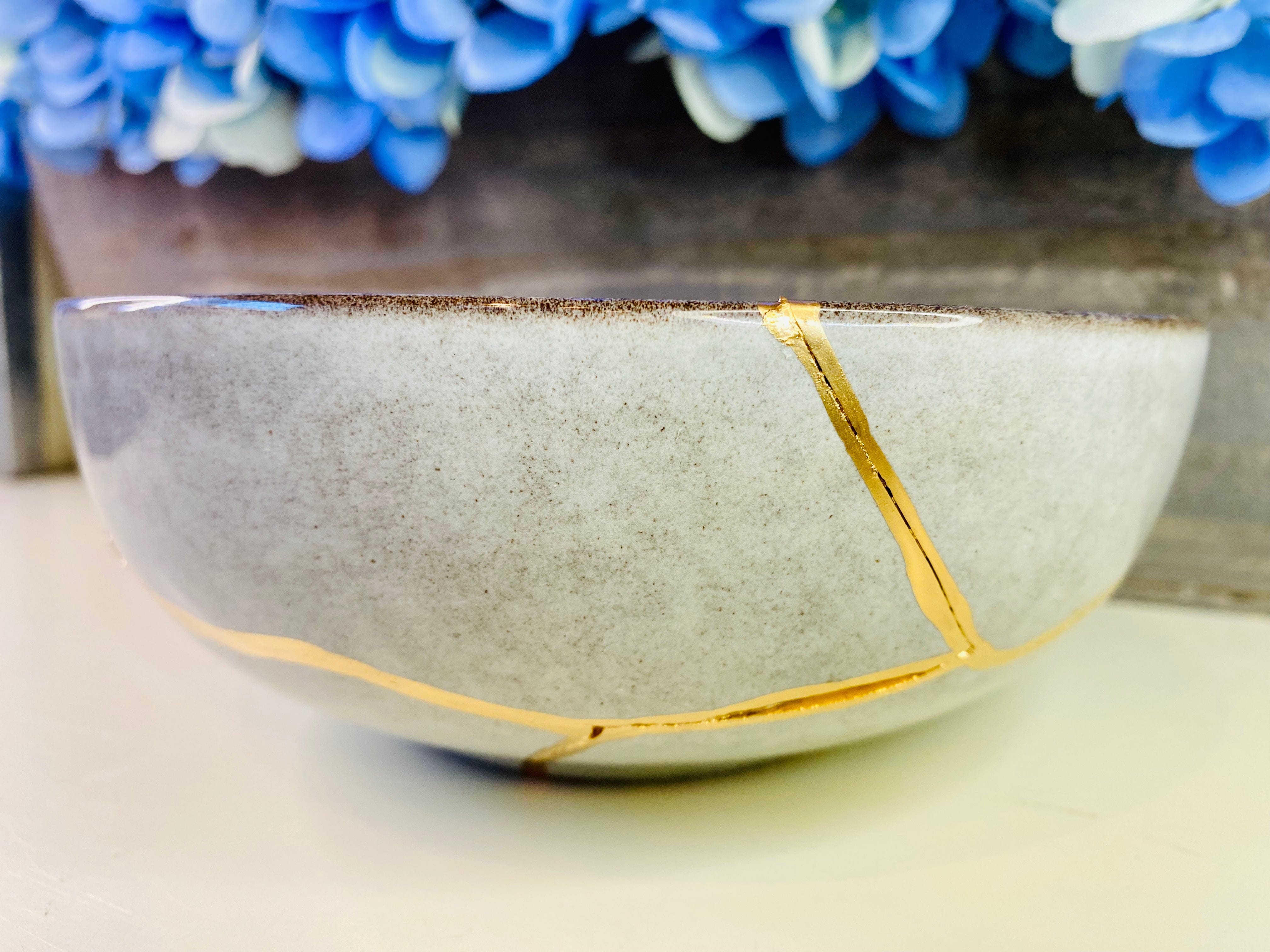 Kintsugi Bowl, Grey Stoneware Bowl, Home Gifts, Home Decor, Kintsugi Repaired Gifts, Anniversary Gifts, Kintsugi Repaired Grey Patterned Bowl