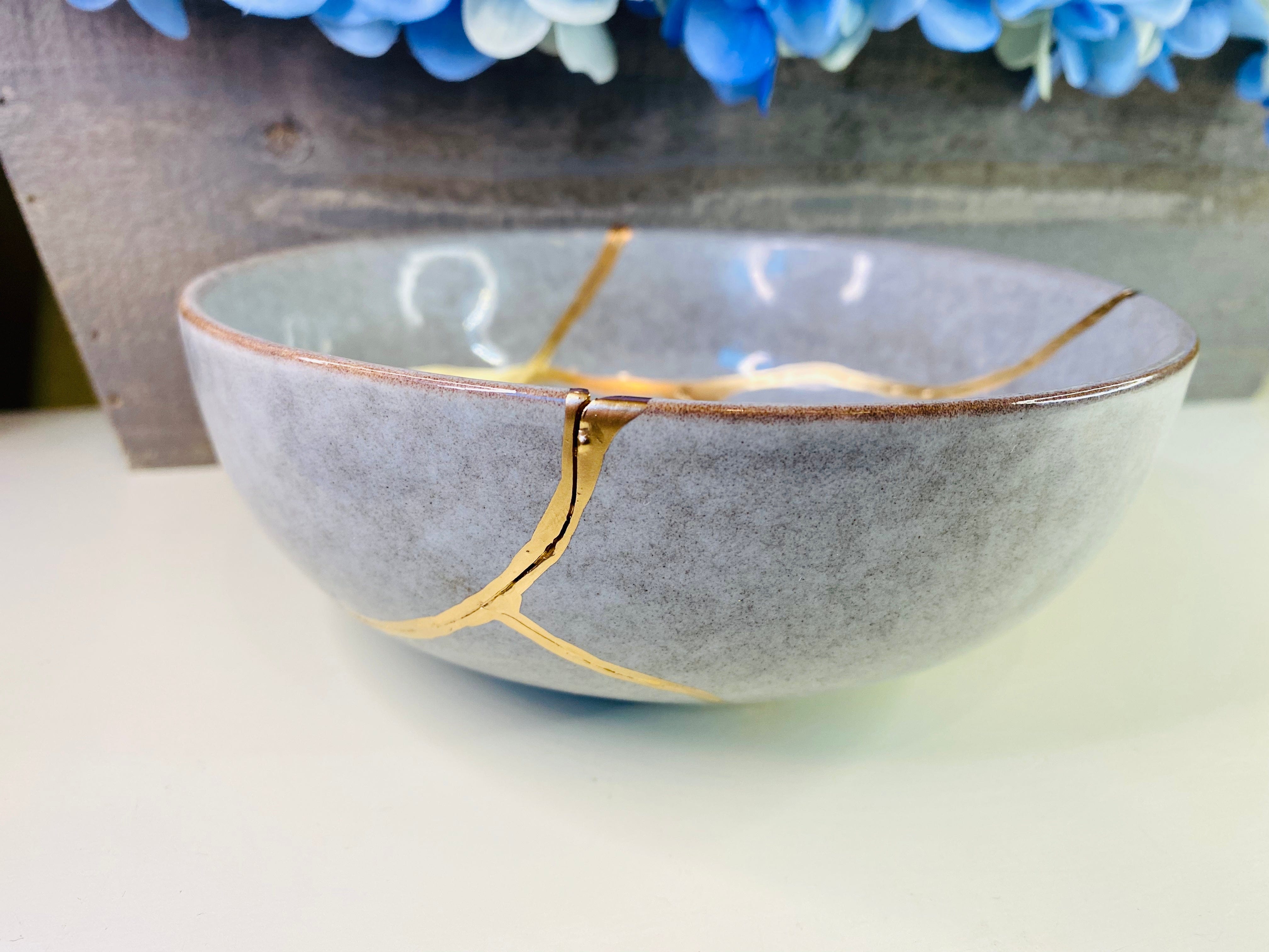 Kintsugi Bowl, Grey Stoneware Bowl, Home Gifts, Home Decor, Kintsugi Repaired Gifts, Anniversary Gifts, Kintsugi Repaired Grey Patterned Bowl