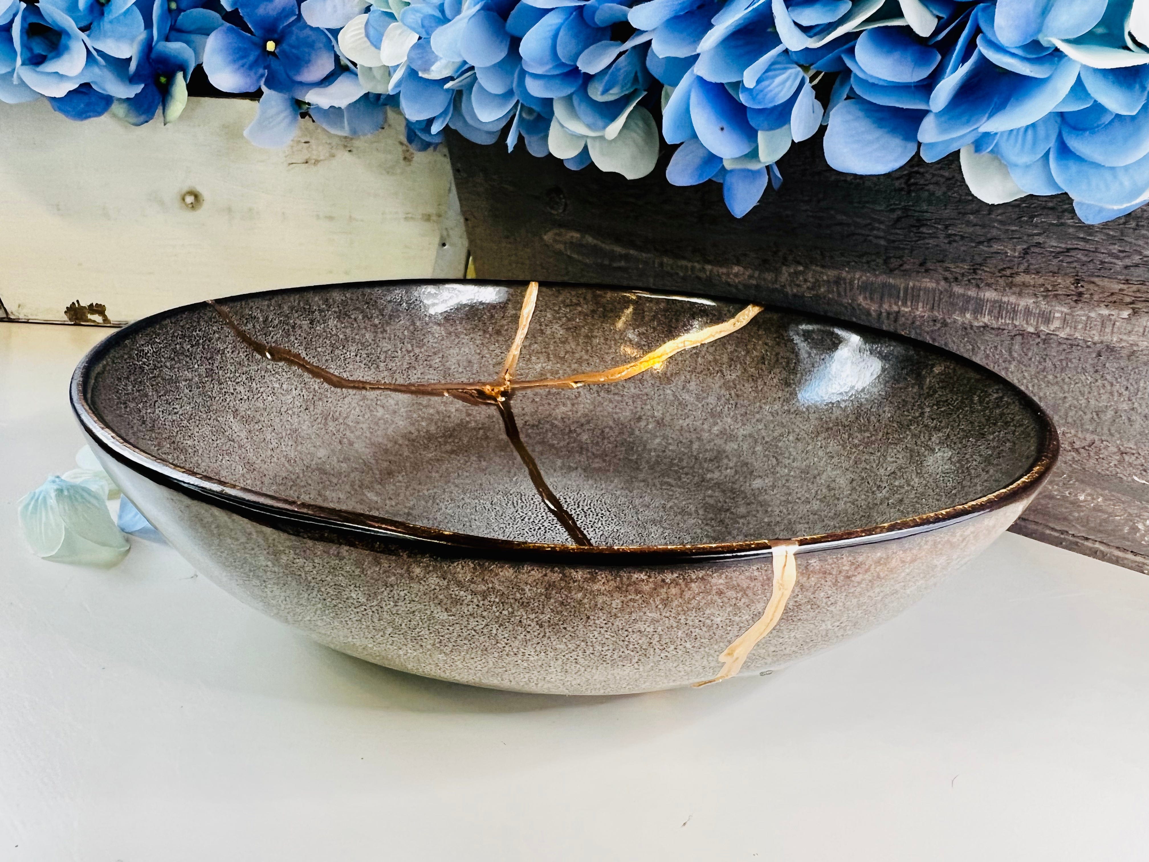 Kintsugi Bowl, Earth Stoneware Bowl, Minimalist, Handmade Home Decor, Kintsugi Gold Repair Art, Personalized Gifts, Mid Century Modern