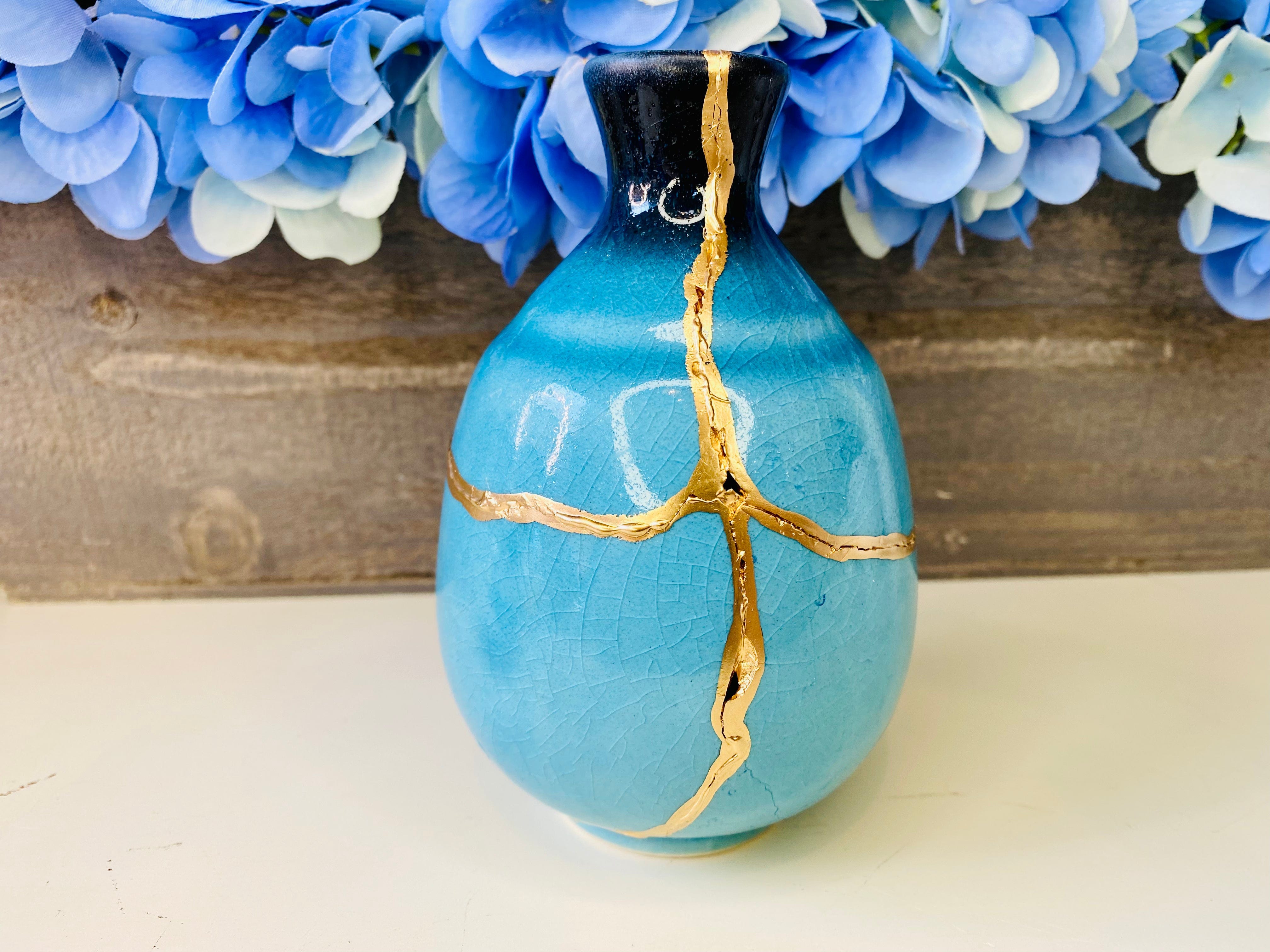 Kintsugi Vase, Turkish Blue Bud Vase, Fine Art Ceramics, Room Decor, Minimalist Gifts, Kintsugi, Wedding Gifts, Kintsugi Turkish Blue Vase