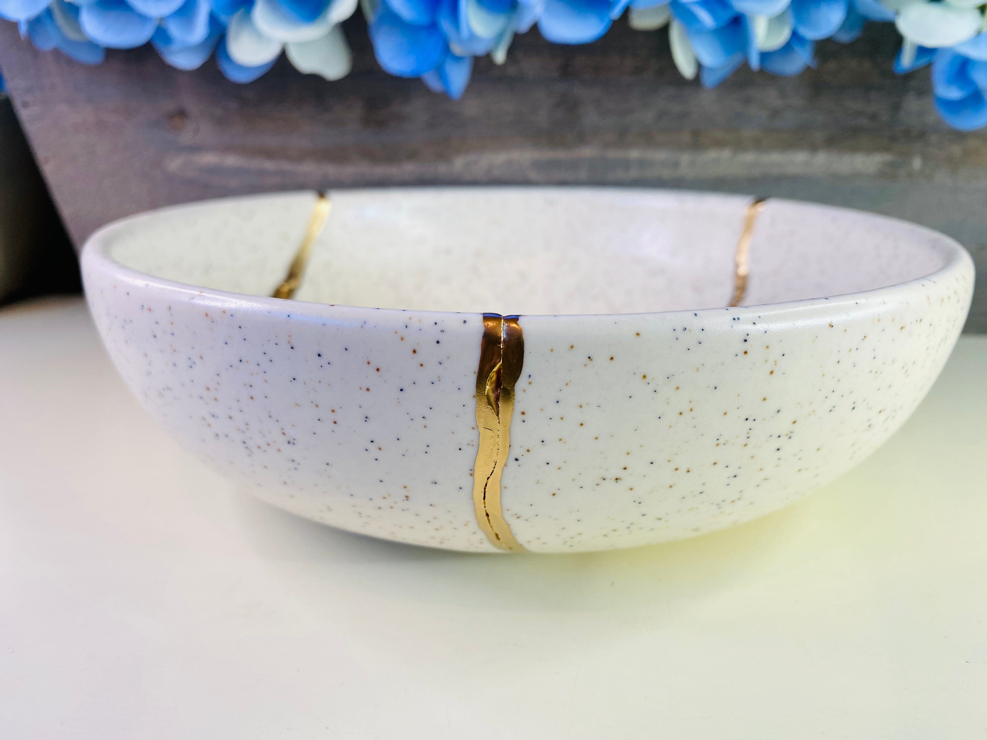 Kintsugi Bowl, Bagel Speckled Bowl, Kintsugi Pottery, Japanese Decor, Minimalist, Home Decor, Graduation, Kintsugi White Bagel Speckle Bowl