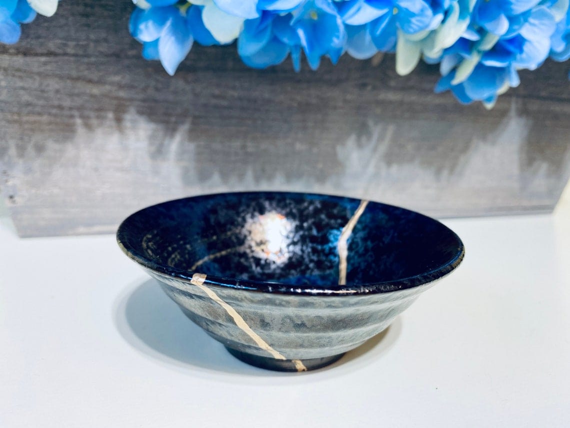 Kintsugi Repaired Small Charcoal Stoneware Bowl
