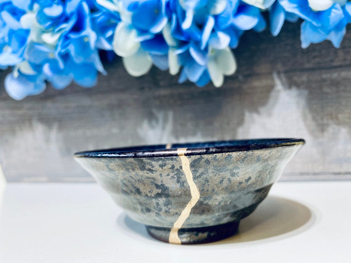 Kintsugi Repaired Small Charcoal Stoneware Bowl