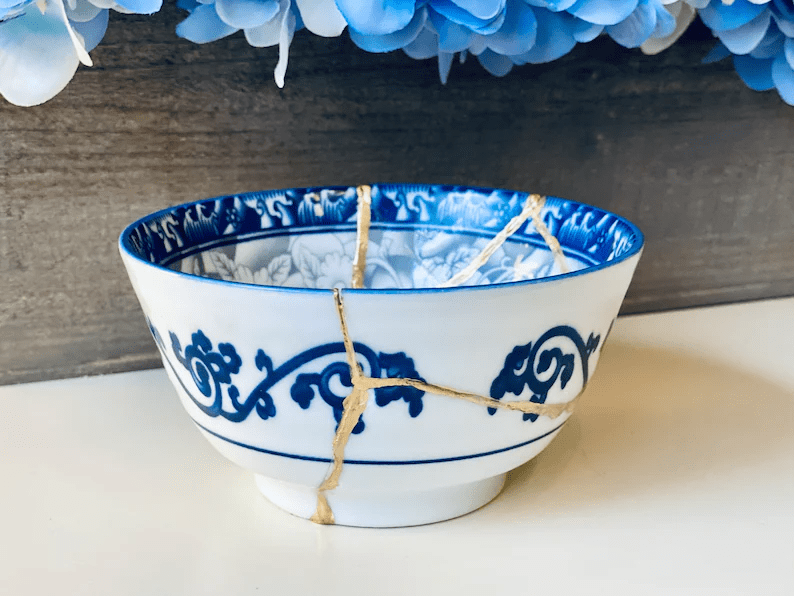 Kintsugi Repaired Blue and White Scroll Patterned Rice Bowl