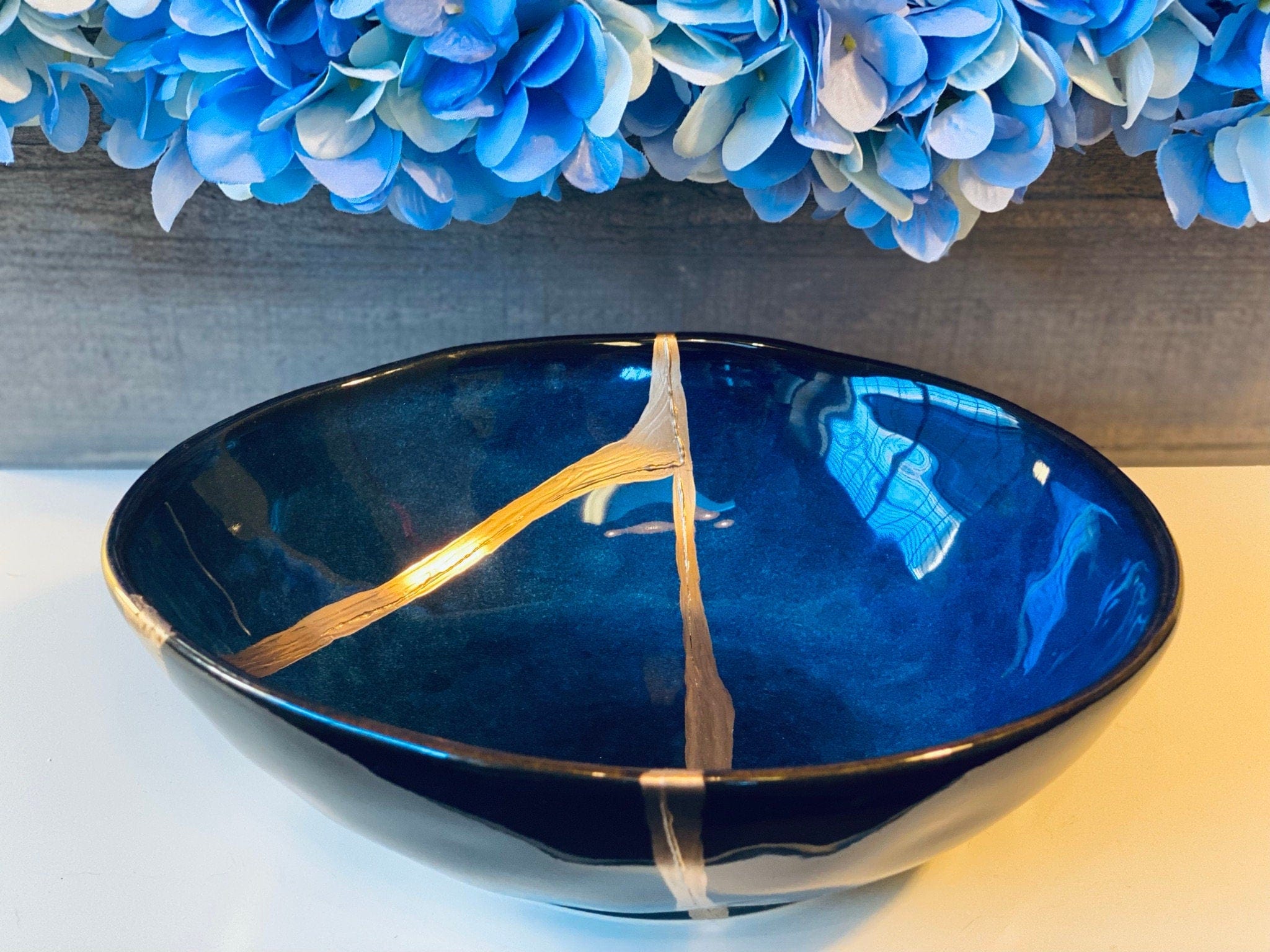 Kintsugi Repaired Reactive Glaze Cat-Eye Blue Egg Bowl Gold Inlaid