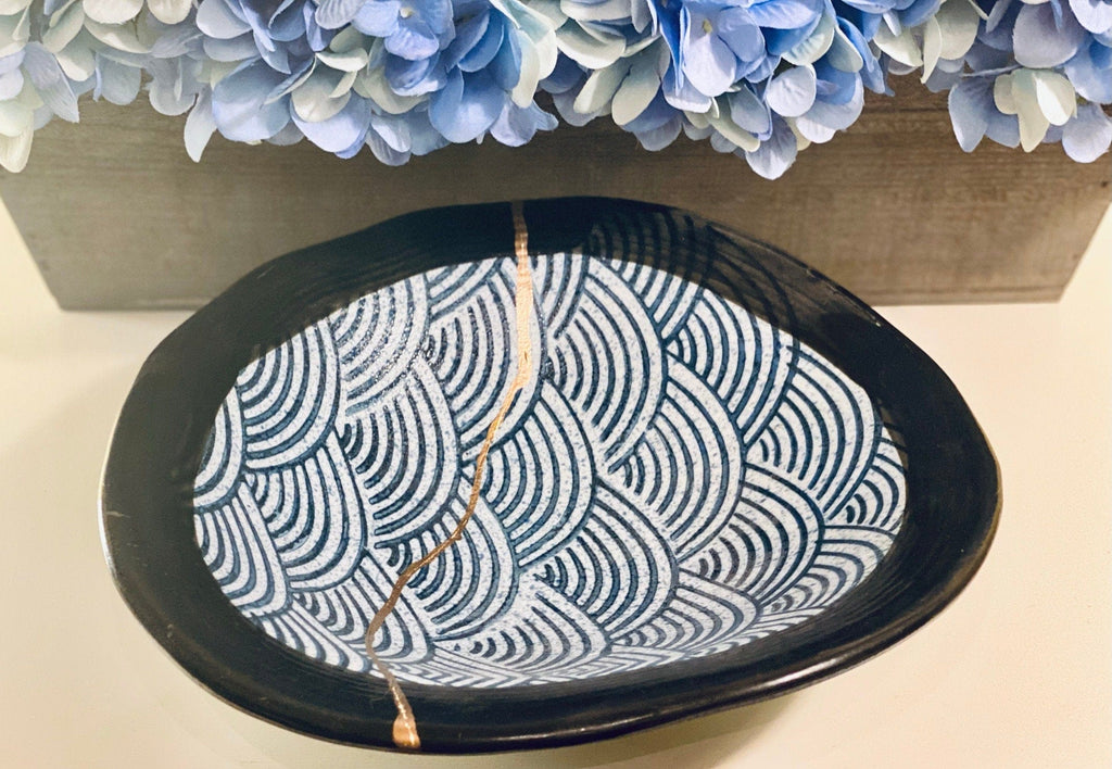 Kintsugi Repaired Stoneware Scale Pattern Platter – Kintsugi Generations