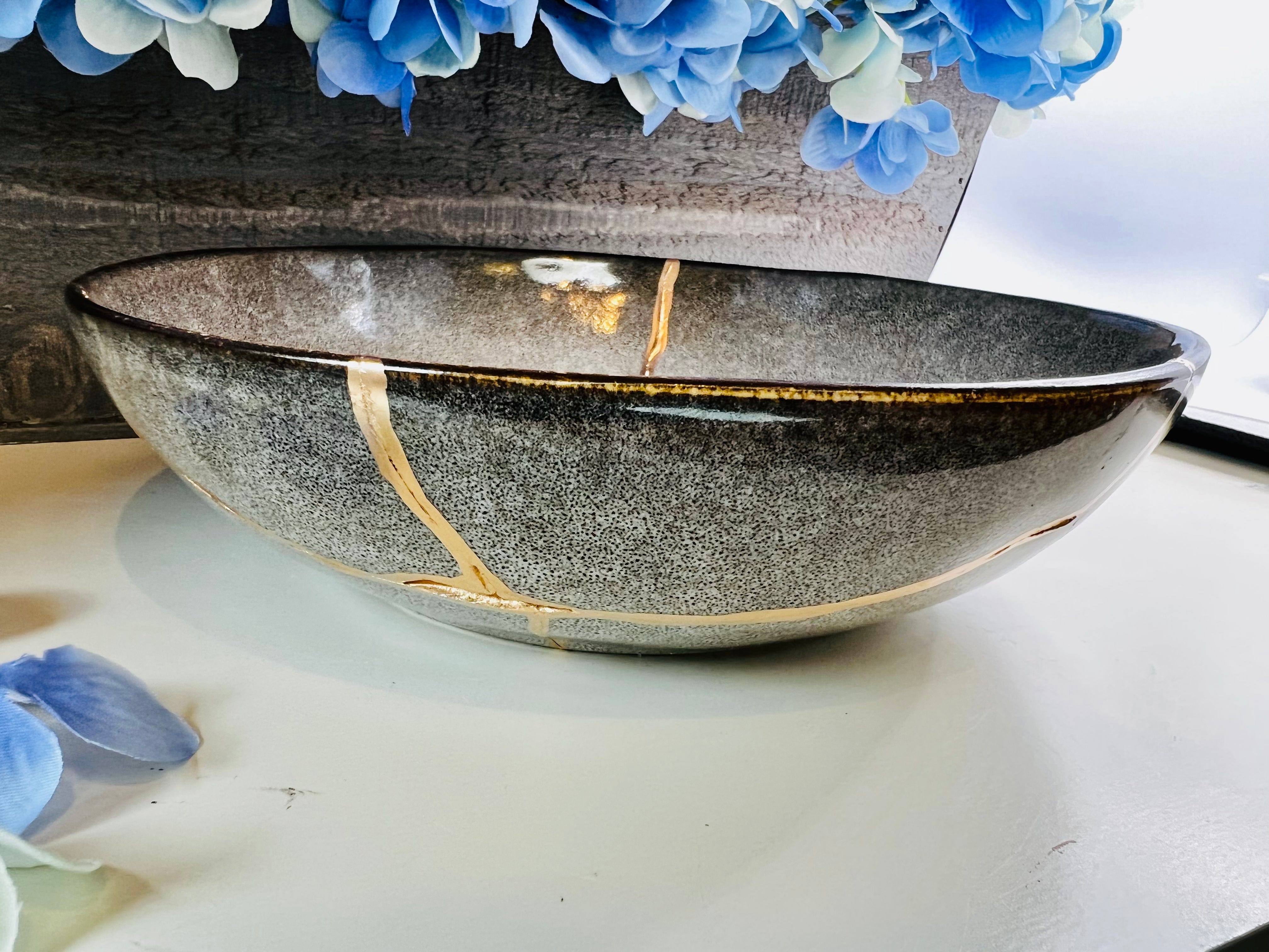 Kintsugi Bowl, Earth Stoneware Bowl, Minimalist, Handmade Home Decor, Kintsugi Gold Repair Art, Personalized Gifts, Mid Century Modern