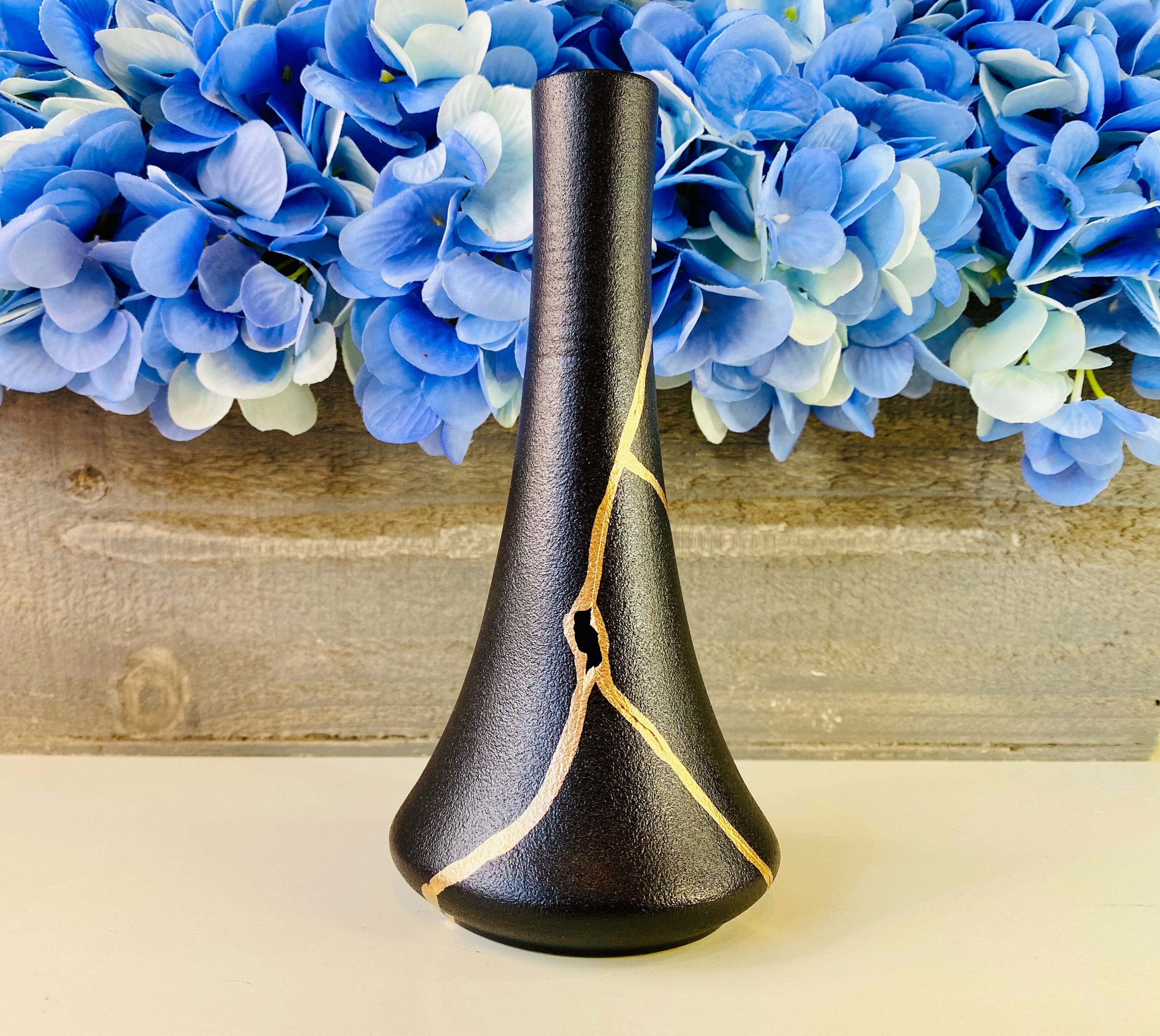 Kintsugi Vase, Black Long Vase, Kintsugi Pottery, Japanese Decor, Fine Art Ceramics, Minimalist, Home Decor, Kintsugi Black Long Stem Vase